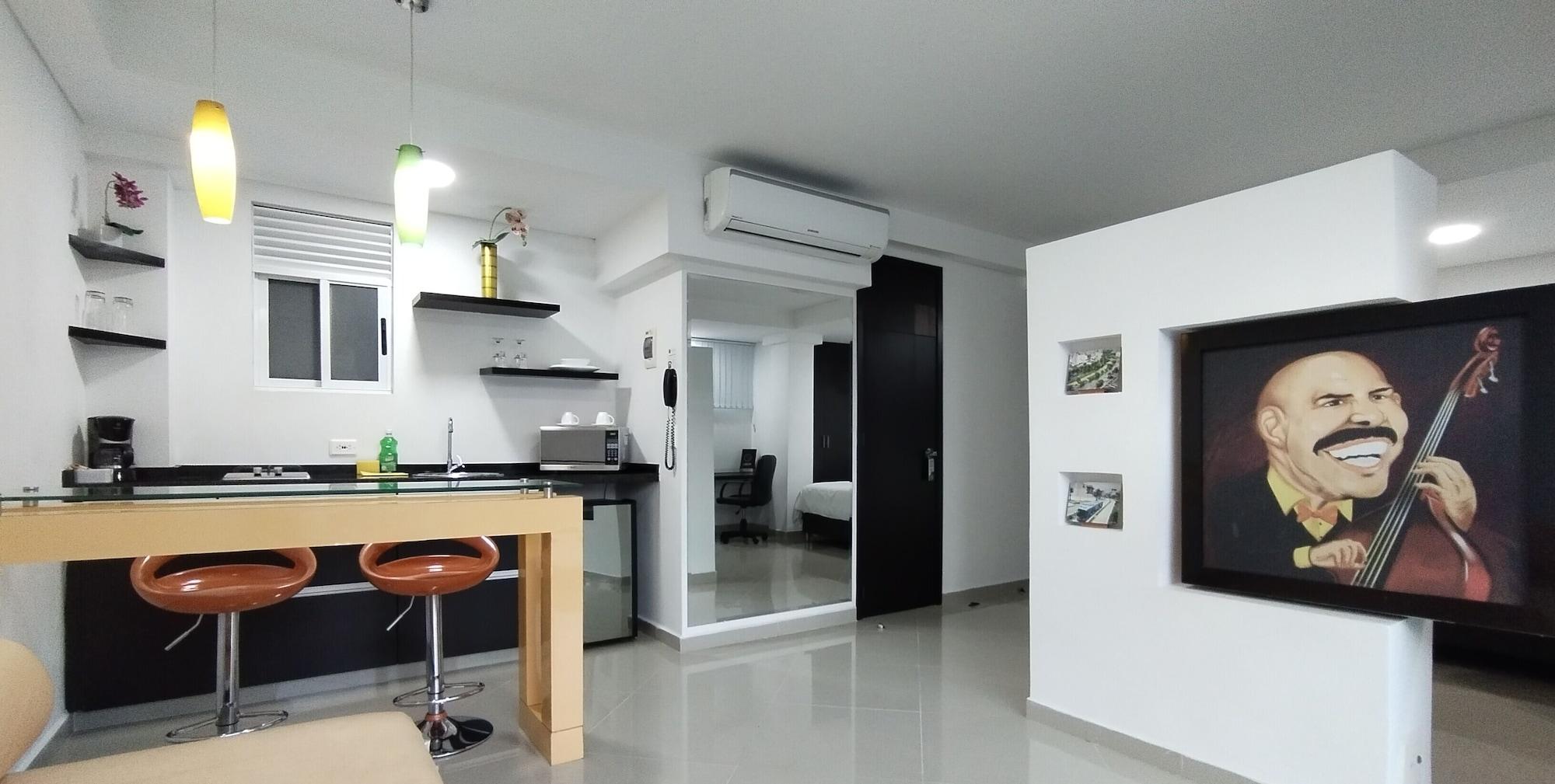 Hotel Piaro In Suites Cali Bagian luar foto