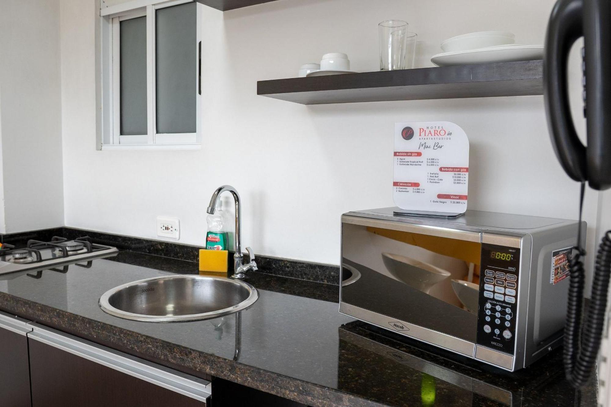 Hotel Piaro In Suites Cali Bagian luar foto